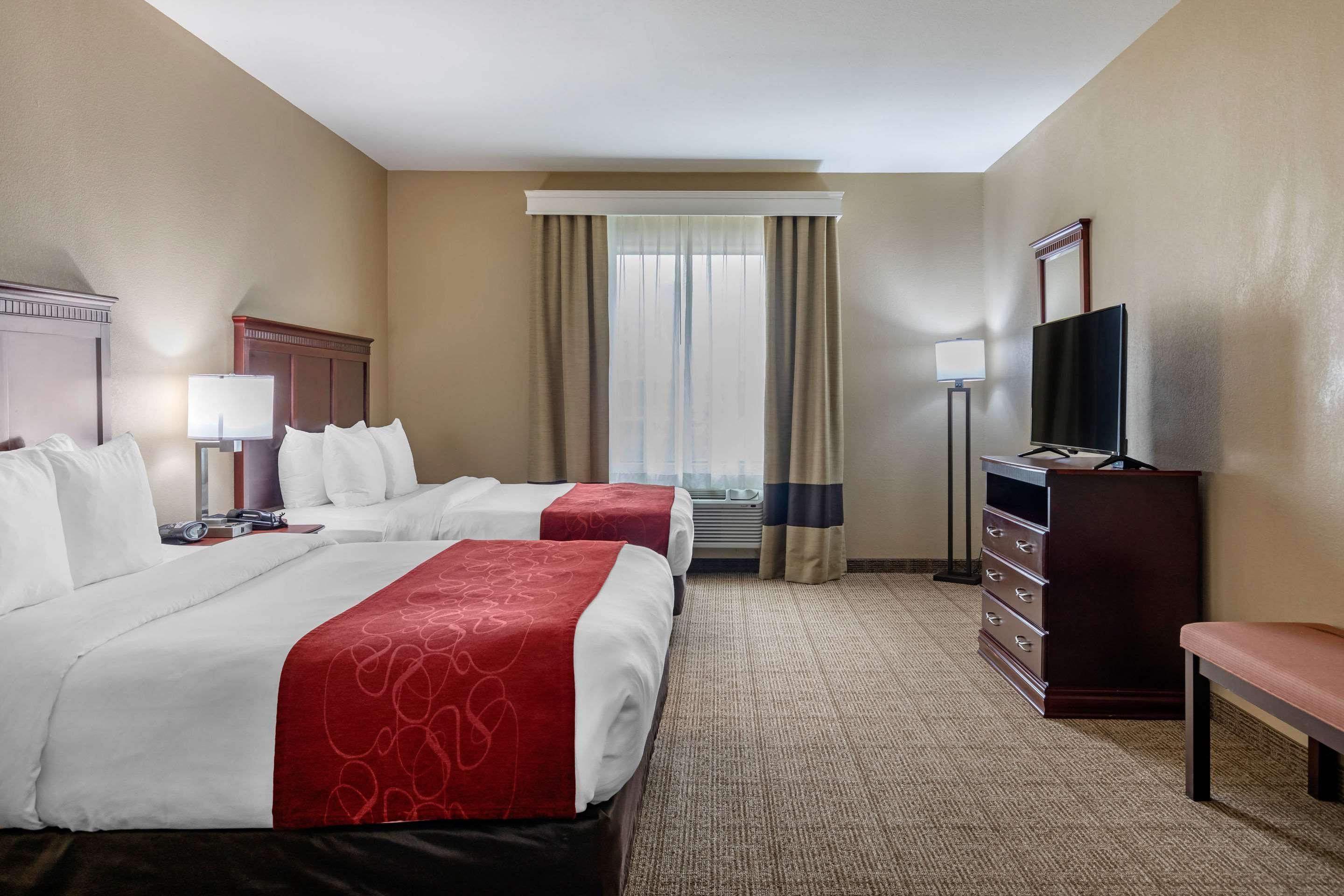 אניס Comfort Suites מראה חיצוני תמונה