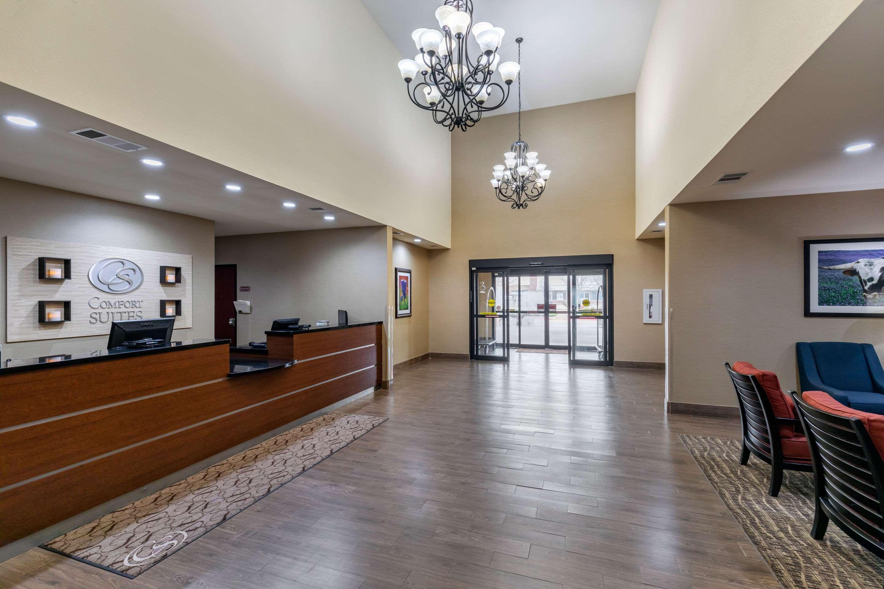 אניס Comfort Suites מראה חיצוני תמונה
