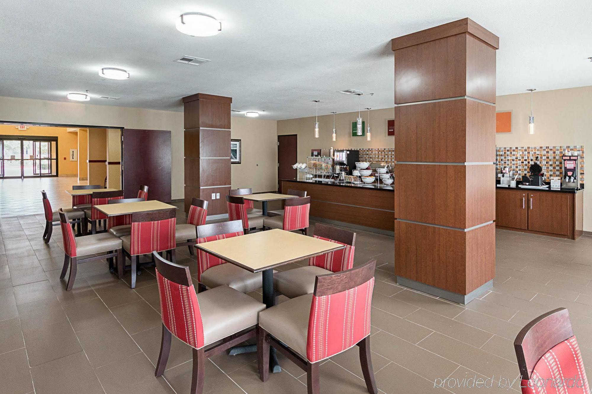 אניס Comfort Suites מראה חיצוני תמונה