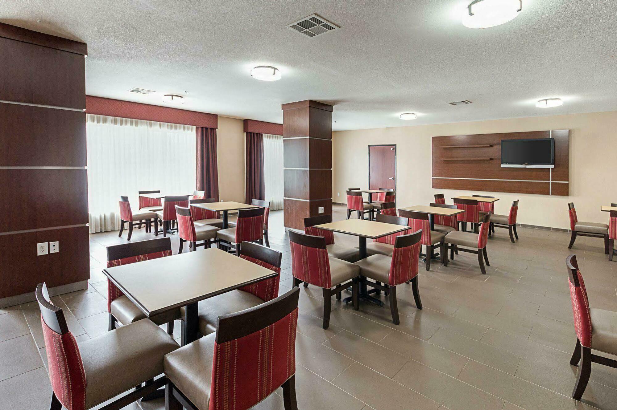 אניס Comfort Suites מראה חיצוני תמונה